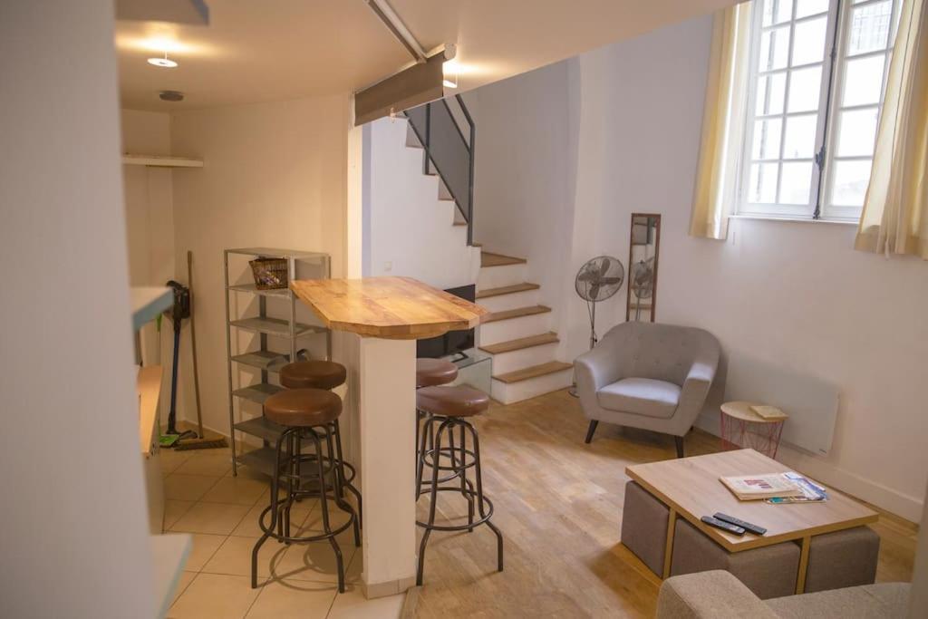 L'Authentique, Duplex, Centre Historique, Wifi Apartment Montpellier Ngoại thất bức ảnh