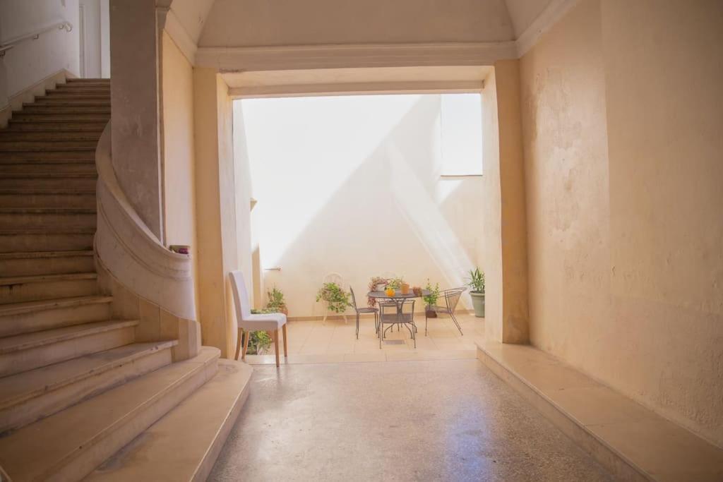 L'Authentique, Duplex, Centre Historique, Wifi Apartment Montpellier Ngoại thất bức ảnh